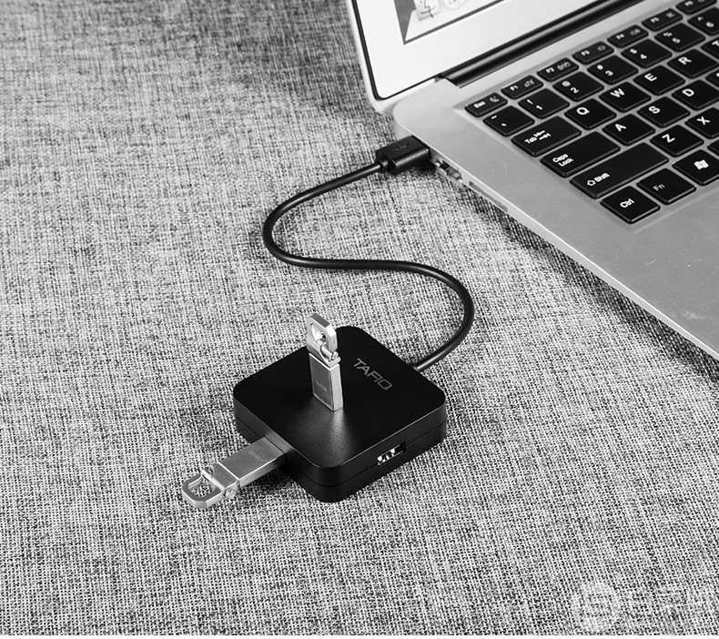 塔菲克 USB分线器 一拖四扩展器6.8元包邮（需领券）