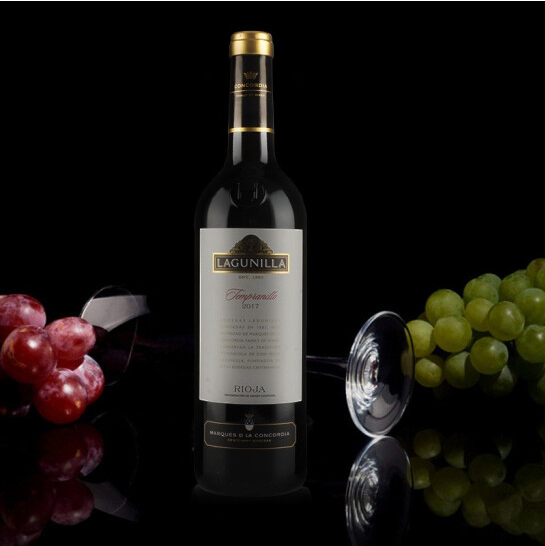 Plus会员，Lagunilla 拉古尼拉 里奥哈法定产区DOCa级 丹魄干红葡萄酒750ml*2瓶礼盒装83.3元包邮（双重优惠）