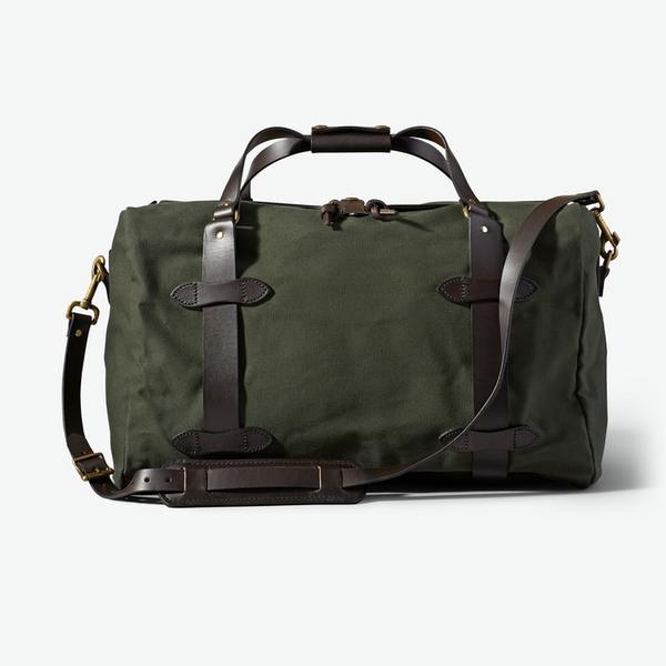 美产经典，Filson Rugged 斜纹棉旅行包 中号2186.7元