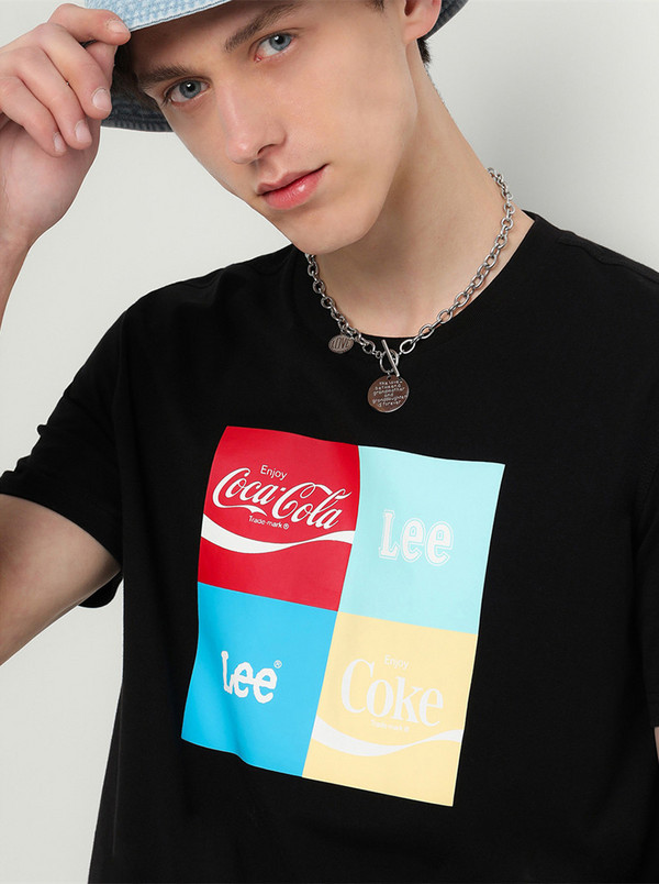 Lee 李牌 可口可乐联名款 男士潮流Logo圆领短袖T恤96元包邮（需领券）
