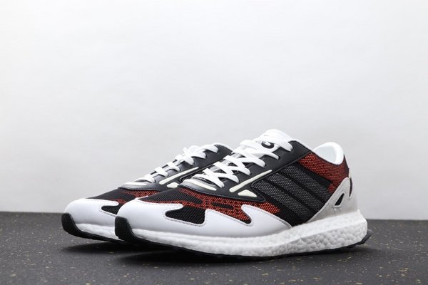 Y-3 Rhisu Run 男女同款休闲运动鞋FU9180 £62.04免费直邮含税到手557元（天猫旗舰店2094元）