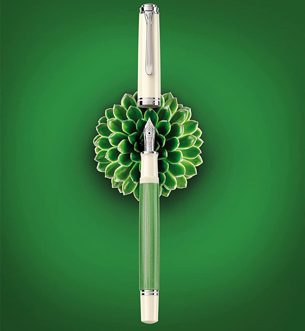 2021年限定色，Pelikan 百利金 Souveran帝王系列 M605 14K金笔尖钢笔 F尖 绿白条1577.76元