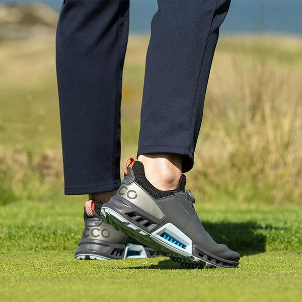 Ecco 爱步 Golf Biom C4高尔夫健步系列 男士Gore-Tex®防水高尔夫运动鞋1304241145.65元（天猫旗舰店3069元）