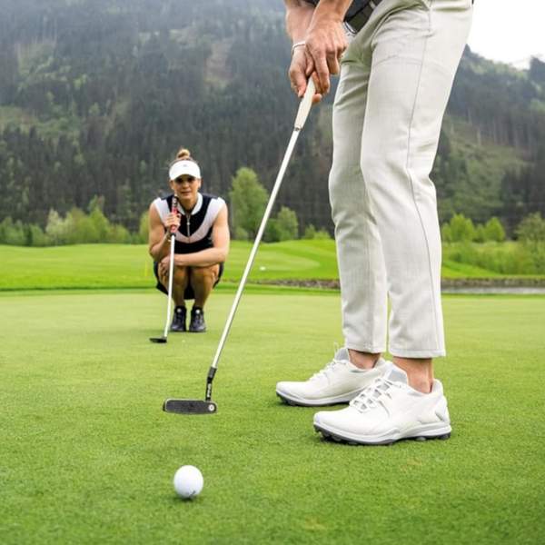 Ecco 爱步 Golf Biom Tour高尔夫旅途系列 男士运动休闲鞋131904889元起（天猫旗舰店2399元）
