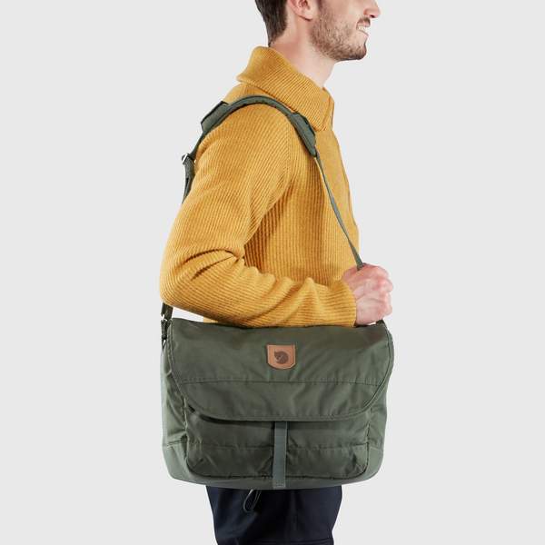 Fjällräven 北极狐 Greenland 户外单肩斜挎包/邮差包F23154折后742元（Prime会员92折）