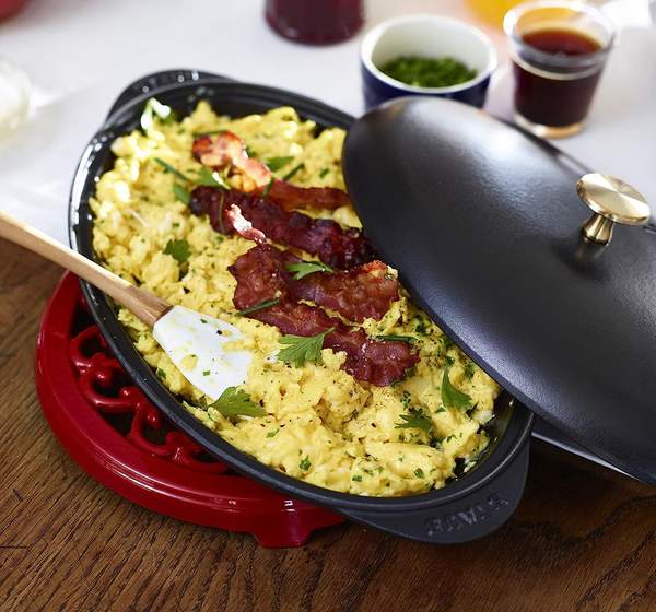 Staub 珐宝 椭圆形珐琅铸铁锅炖锅31cm628.68元