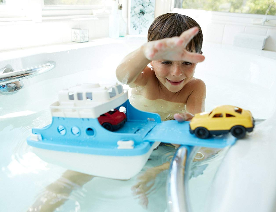 Green Toys 渡轮 儿童戏水玩具 （带微型汽车，绿色/白色）新低81.81元