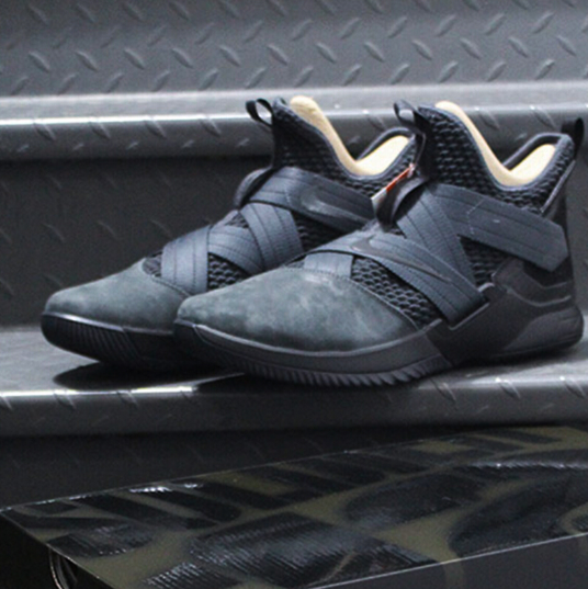 官网双十一大促，Nike 耐克 LeBron Soldier XII SFG EP 男子篮球鞋 3色629元包邮（需用码）