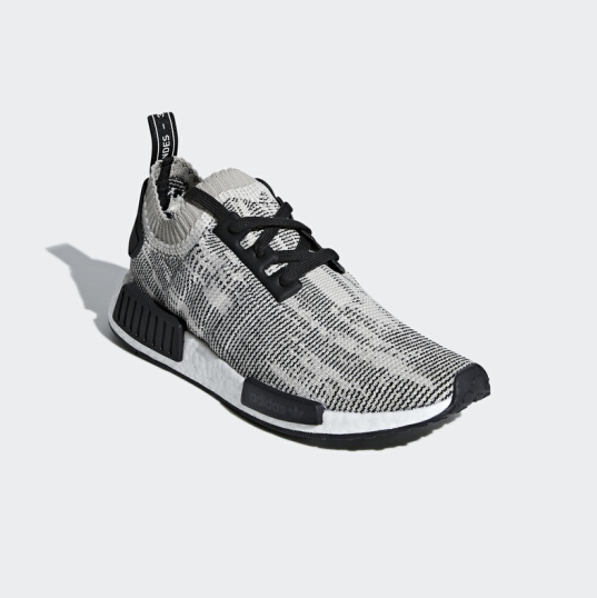 Adidas 阿迪达斯 NMD R1 PK 男士运动鞋 2色+男士紧身短裤560.8元包邮（多重优惠）