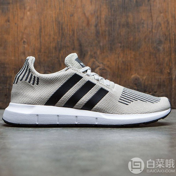 adidas Originals 阿迪达斯 Swift Run 男士休闲运动鞋*2双 £75.42包邮335元/双（需用码 另有多款可选）