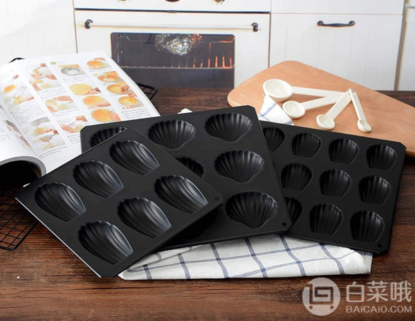 日本三大烘焙品牌之一，Cakeland 日本制 5084 玛德琳贝壳型烤盘(硅胶不沾)15连115.17元（3件97折）