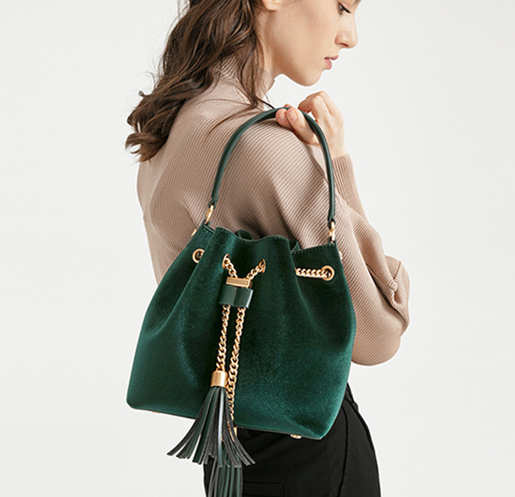 雙11預告前2小時，CHARLES & KEITH 箱包旗艦店專區(qū)1件9折 2件85折 領券滿減更優(yōu)惠
