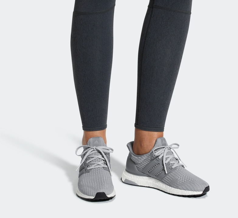 双12预告，Adidas 阿迪达斯 Ultra Boost 4.0 女子跑鞋 BB6150374元包邮（双重优惠）