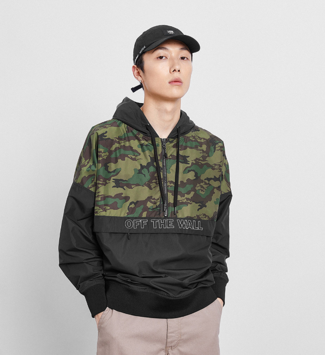 Vans 范斯  Essential Camo 男子夾克VN0A48A1BLK229元包郵（僅21-22點(diǎn)享此價(jià)）