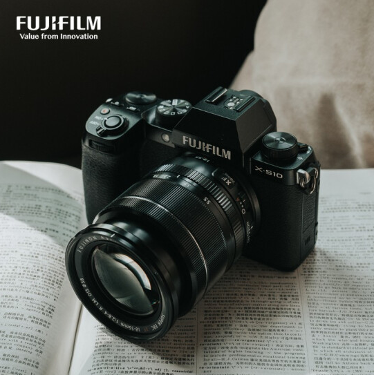 fujifilm 富士 x-s10 微单相机 赠128g储存卡6999元包邮(延保1年 24期