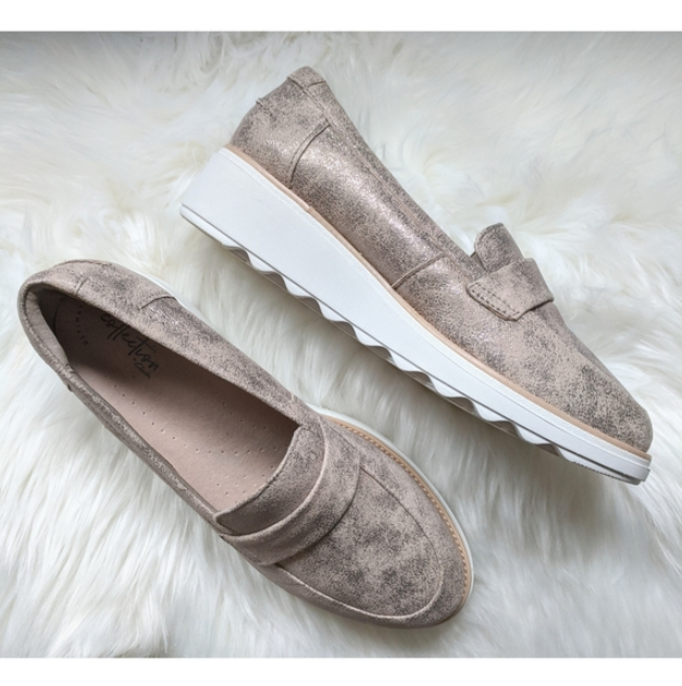 <span>白菜！</span>Clarks 其樂(lè) Sharon Gracie 女士厚底樂(lè)福鞋新低203.42元