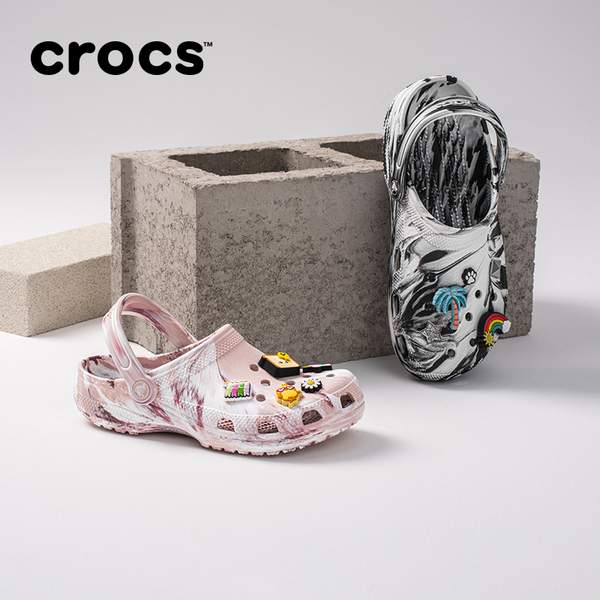 Crocs 卡駱馳 男女款經典大理石花紋洞洞鞋 206867203.15元包郵