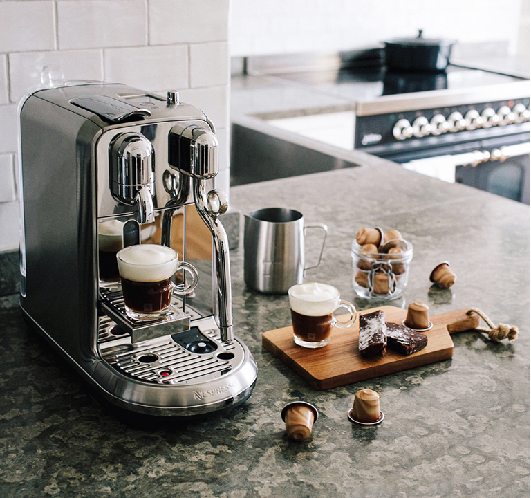 Sage Nespresso 奈斯派索 Creatista Plus SNE800BSS 全自动胶囊咖啡机2262.33元（天猫旗舰店4666元）