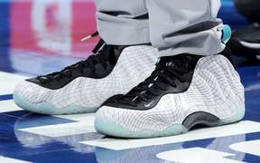 Nike耐克Little Posite One網(wǎng)格噴配色籃球鞋3月6日開售 哈達(dá)威上腳