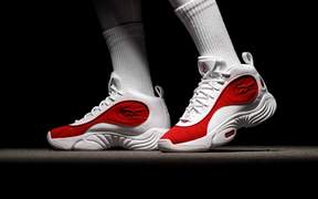 Reebok銳步Answer3籃球鞋元年配色復(fù)刻版開(kāi)箱上腳評(píng)測(cè)
