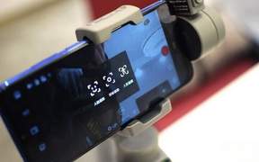 自動(dòng)追蹤簡單智能 逗映手機(jī)穩(wěn)定器Capture 5開箱使用評測