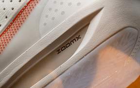 Nike耐克新款籃球鞋Air Zoom G.T. Cut 3開箱評(píng)測