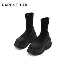   		88VIP会员：DAPHNE LAB 杨超越同款DAPHNELAB方糖厚底短靴 券后683.05元 		