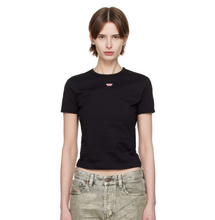  		Diesel Black T-Uncutie-Long-D T恤 
7.4折 $74（约535.29元） 		