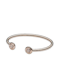   		Pandora 14K玫瑰金手鐲 3折 $59.99（約431.78元） 		