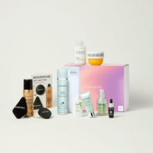   		上线！Lookfantastic 美妆偶像盒子（价值超£245） 
£65（约630.85元） 		