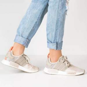 adidas 阿迪达斯 Originals NMD_R1 女款休闲运动鞋 £59.91