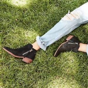 Prime會(huì)員鎮(zhèn)店之寶，Sam Edelman 女士Packer真皮粗跟短靴 F3071L 