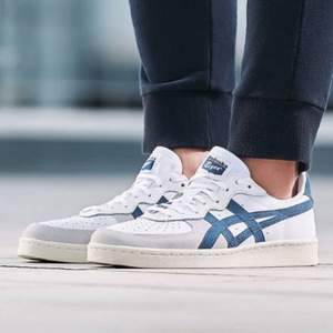 Onitsuka Tiger 鬼塚虎 中性休閑運(yùn)動(dòng)鞋 D5K2Y*3件 708元包郵