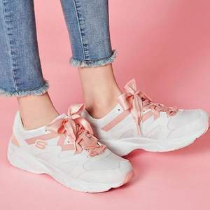 Skechers 斯凱奇 D'LITES系列 88888162 女士休閑鞋