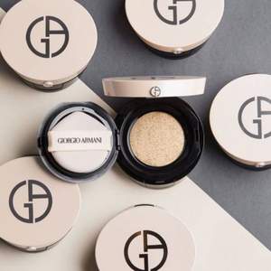 限PLUS會員，Giorgio Armani 喬治·阿瑪尼 凝采輕墊精華粉底液 粉氣墊 15g  /#03
