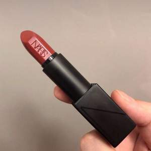 <span>白菜！</span>Nars 敢耀唇膏口红 ANITA 玫瑰豆沙色 4.2g *2件