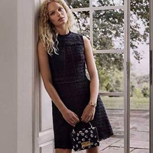 Tory Burch 湯麗柏琦 Juliette 光面碎花手提包