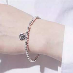 Tiffany&Co 蒂芙尼 银色心型925银心形手链