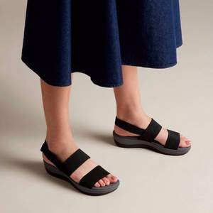 限US7碼，Clarks 其樂 Arla Jacory 女士坡跟涼鞋 261256034 藍色 Prime會員免費直郵含稅
