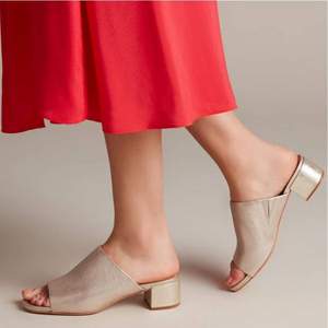 Clarks 其乐 Orabella Daisy 女士粗跟凉拖  2色