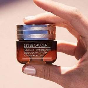 Estee Lauder 雅詩(shī)蘭黛 新款特潤(rùn)修護(hù)精華眼霜 15ml