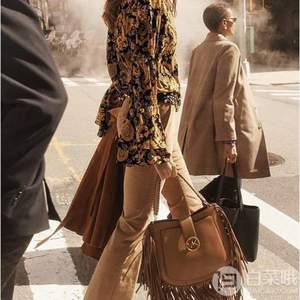 <span>庫存3件！</span>MICHAEL Michael Kors Lillie系列 女士中號真皮流蘇斜挎包 4折 $197.99