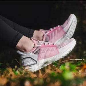 Adidas 阿迪达斯 UltraBOOST 19 女子跑步鞋 3.9折$70 