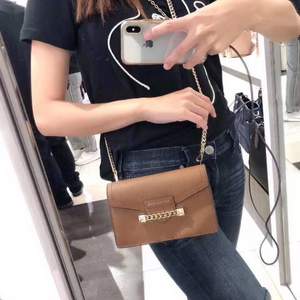 Michael Kors 邁克高仕 Karla 真皮鏈條單肩包