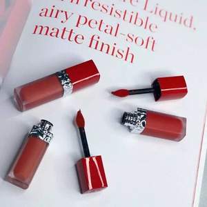 秋季新品，Dior 迪奥 哑光红管液体唇釉 6ml 色号全 €32.37