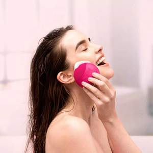 FOREO LUNA mini 硅胶按摩洁面仪  