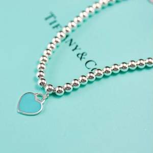 Tiffany&Co 蒂芙尼 心形鑲藍(lán)琺瑯珠式手鏈 