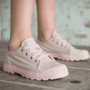 Palladium 帕拉丁 Pampa D3 Low 女士低帮帆布鞋