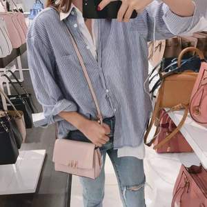 Michael Kors 邁克·高仕 Montgomery 女士小號(hào)真皮斜挎包