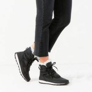 US6碼，sorel  北極熊 Whitney 女士防寒保暖防水戶外雪地靴